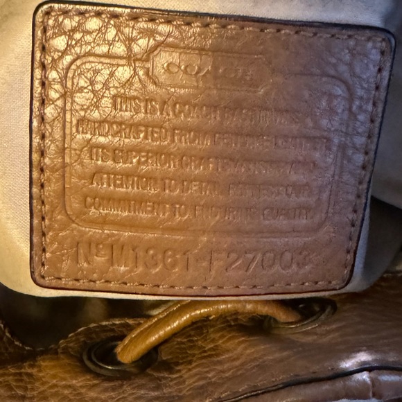 Coach Avery Leather Drawstring  (F27003) - Picture 2 of 8